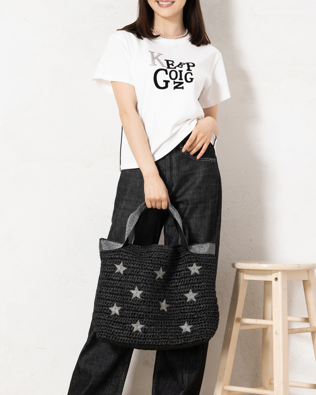 刺繍＆フロッキーロゴTシャツ