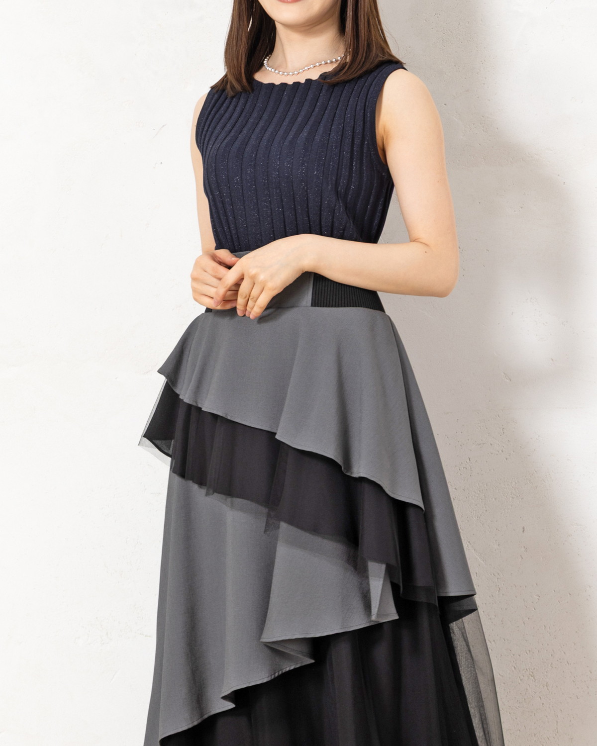 ラメ入りワイドリブノースリーブニット