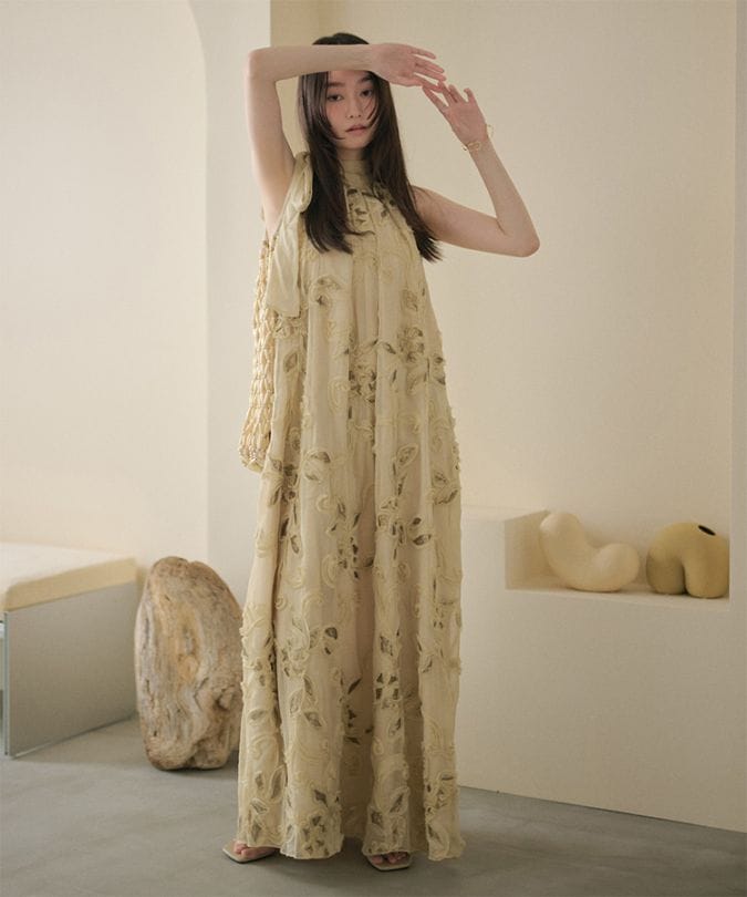 chiffon ribbon halterneck embroidery dress | DRESS | LAULEN
