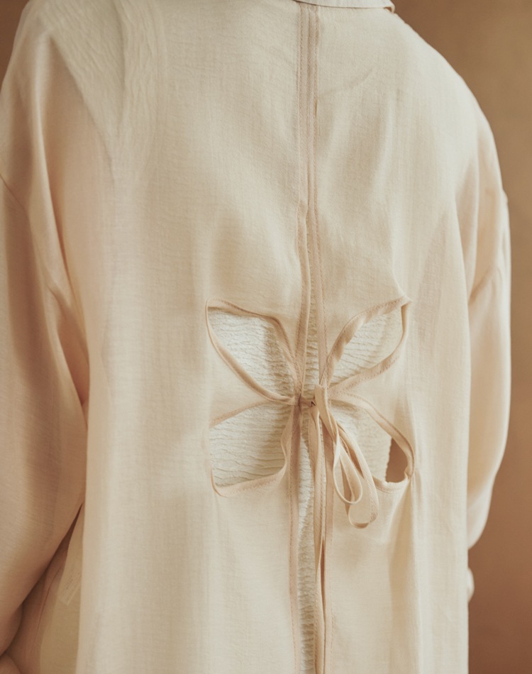 back open cut sheer shirt | TOPS | LAULEN（ローレン）