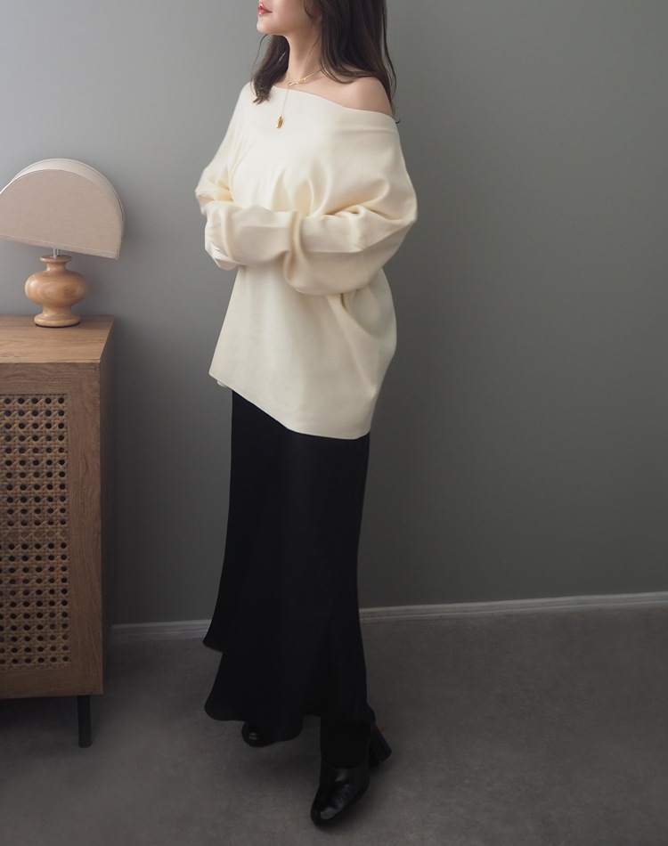 offshoulder oversize knit | TOPS | LAULEN