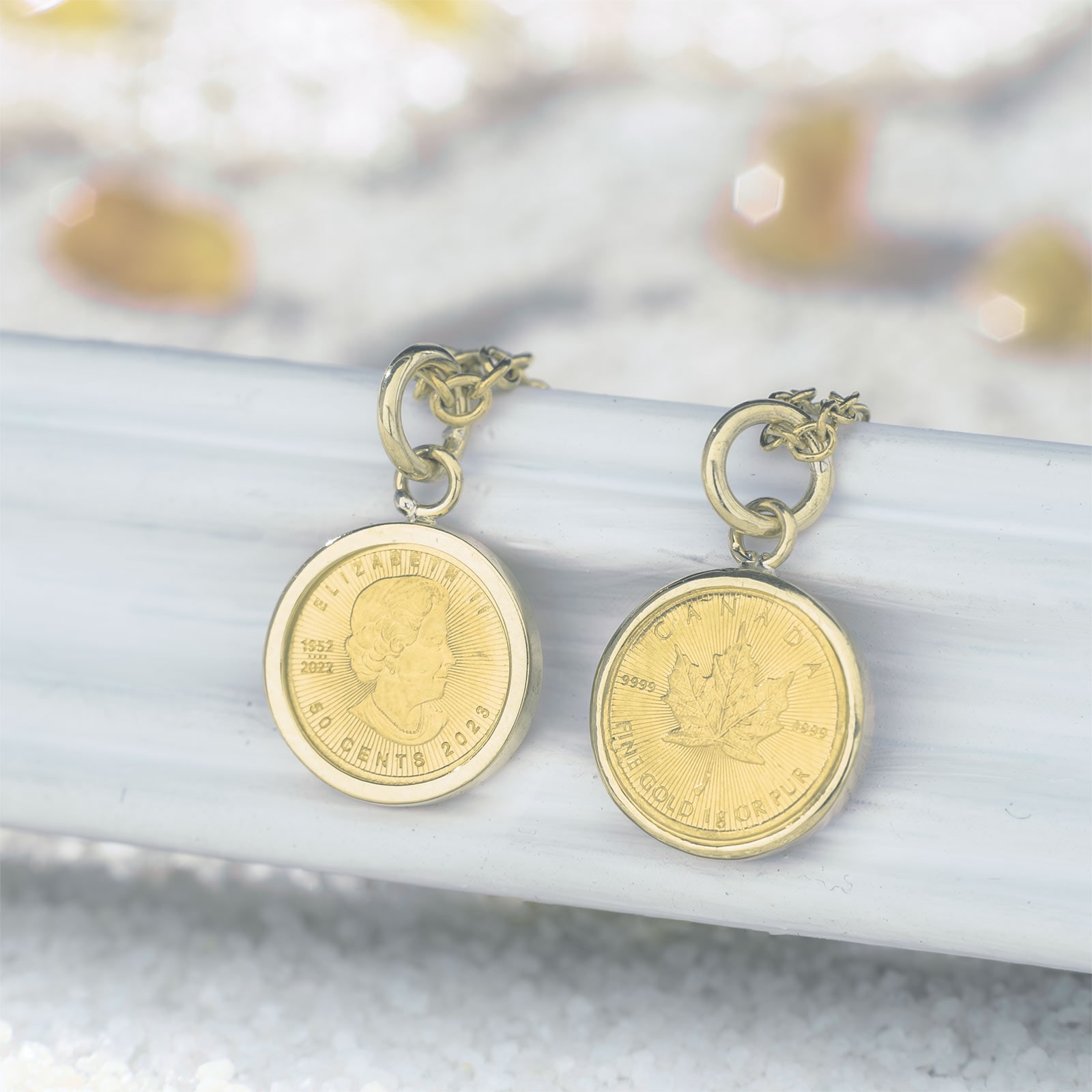 メイプルリーフ金貨（1g）のペアネックレス 刻印無料 ペアペンダント 【ポイント付与対象外商品】 opp00095