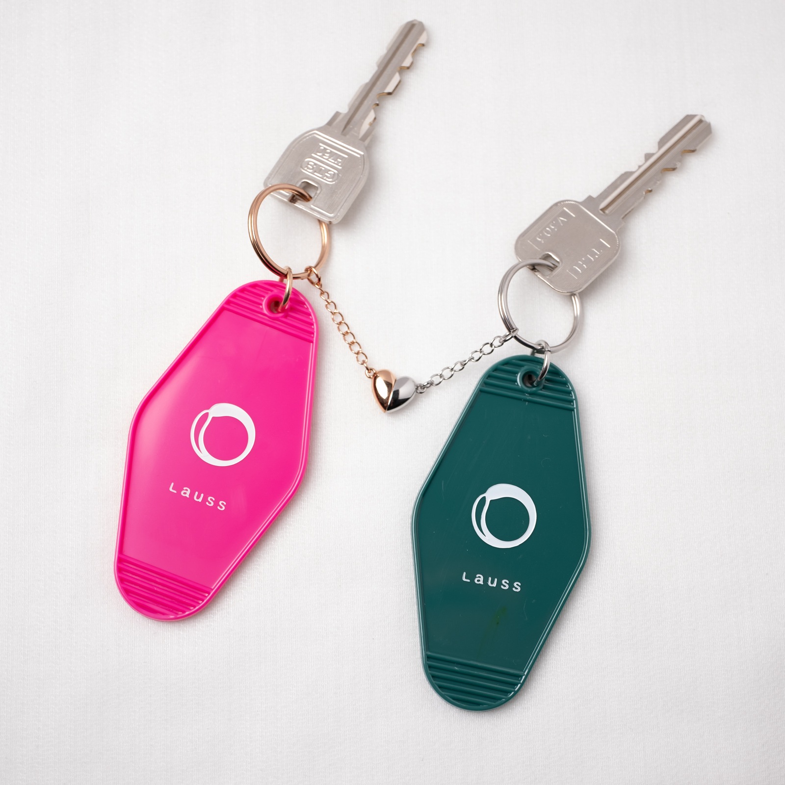 【ペアキーホルダー】 フランスの作家　サンテグジュペリのキーホルダー kla049