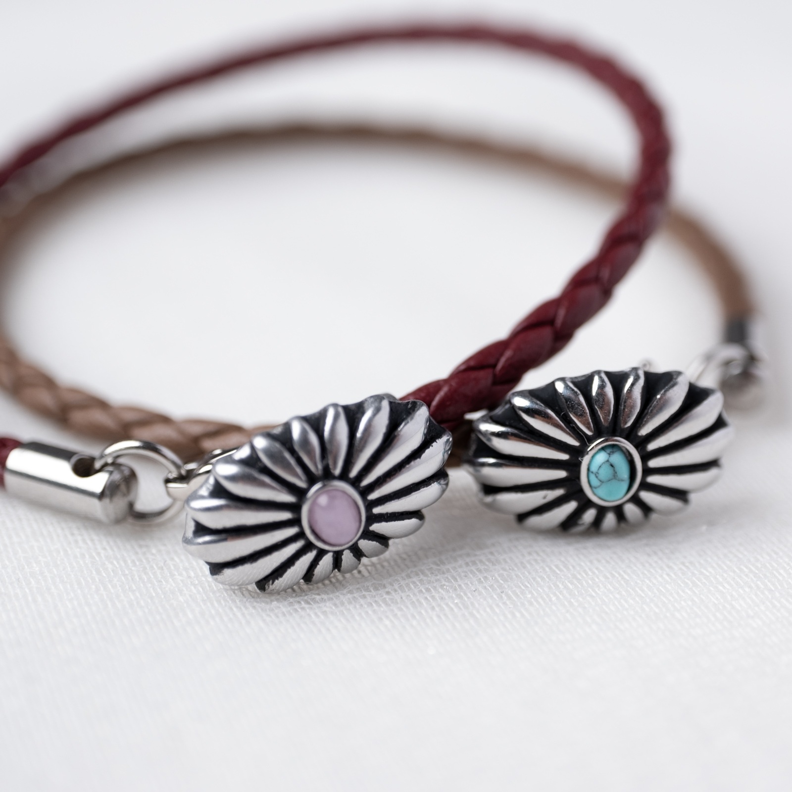 天然石と４つ編みレザーのペアブレスレット イニシャル彫刻　国産レザー　サージカルステンレス　klb078 アレルギー対応