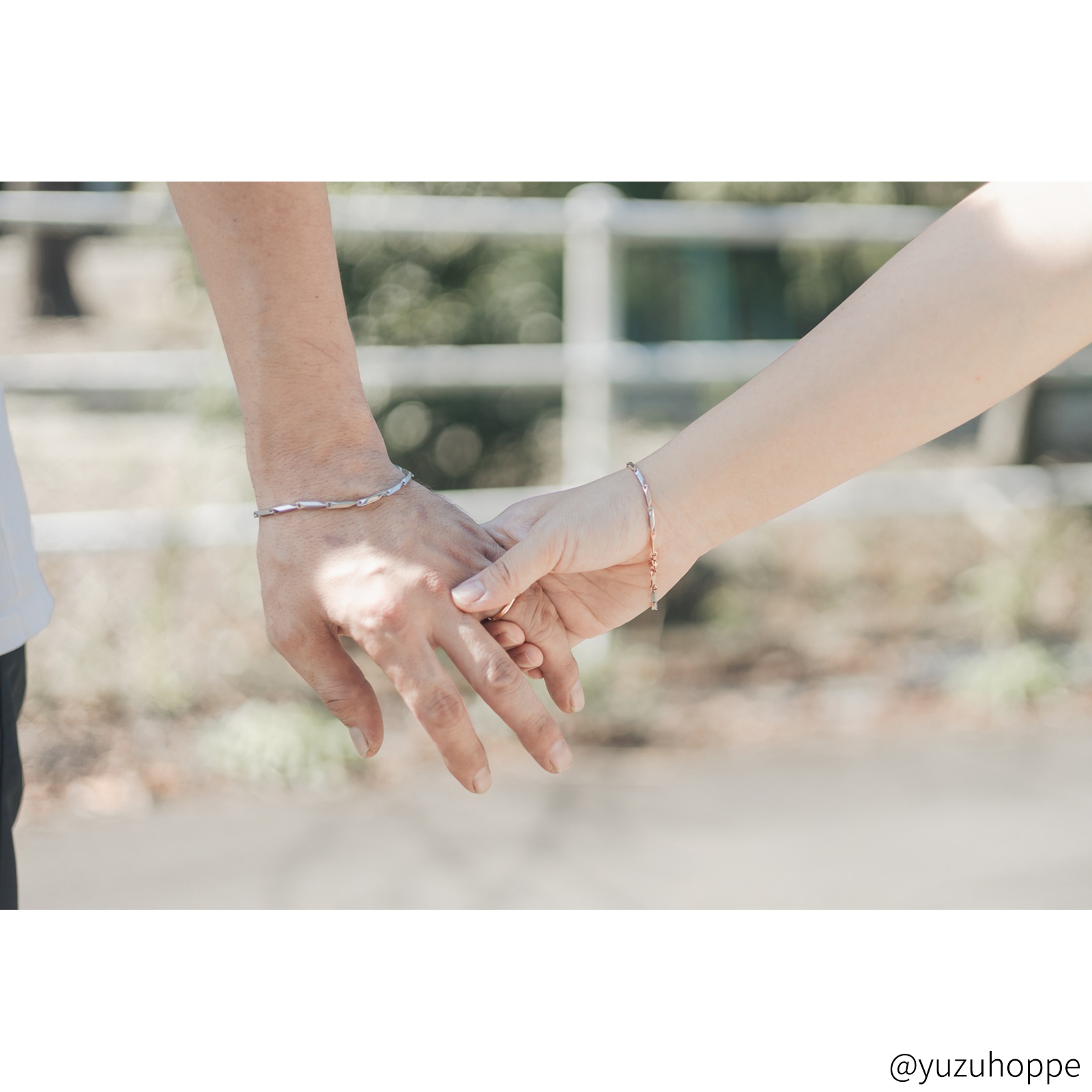 4面カットのコネクテッド・バー・チェーン ペアブレスレット/ペアアンクレット サージカルステンレス アレルギー対応 つけっぱなしok klb080