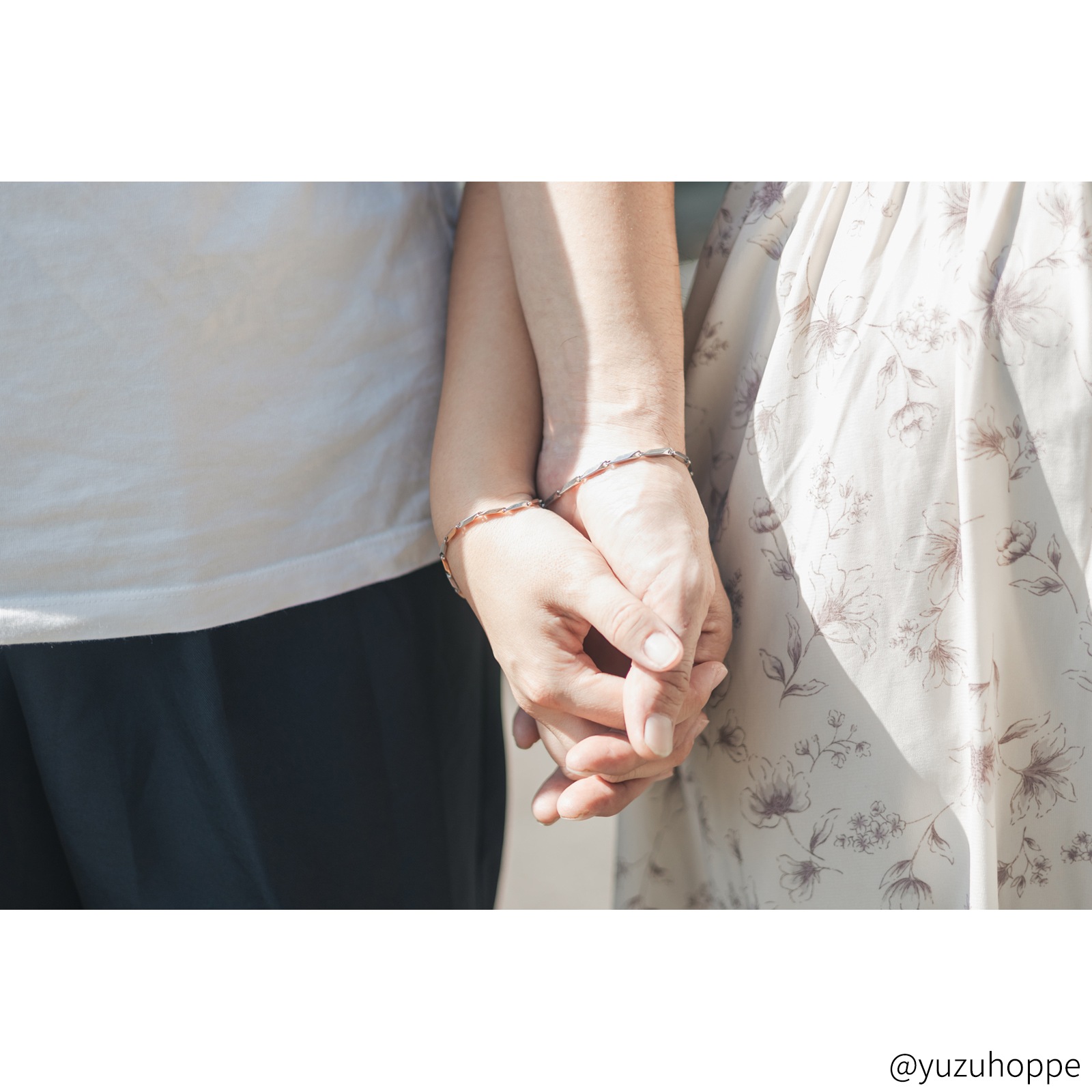 4面カットのコネクテッド・バー・チェーン ペアブレスレット/ペアアンクレット サージカルステンレス アレルギー対応 つけっぱなしok klb080