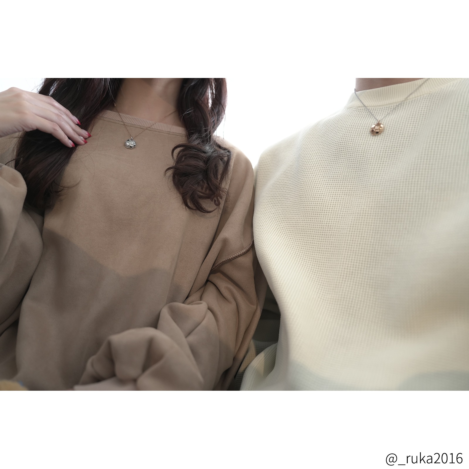四葉のクローバーを敷き詰めたコンチョタイプのペアペンダント ペアネックレス サージカルステンレス つけっぱなし アレルギー対応 opp00104opp00104