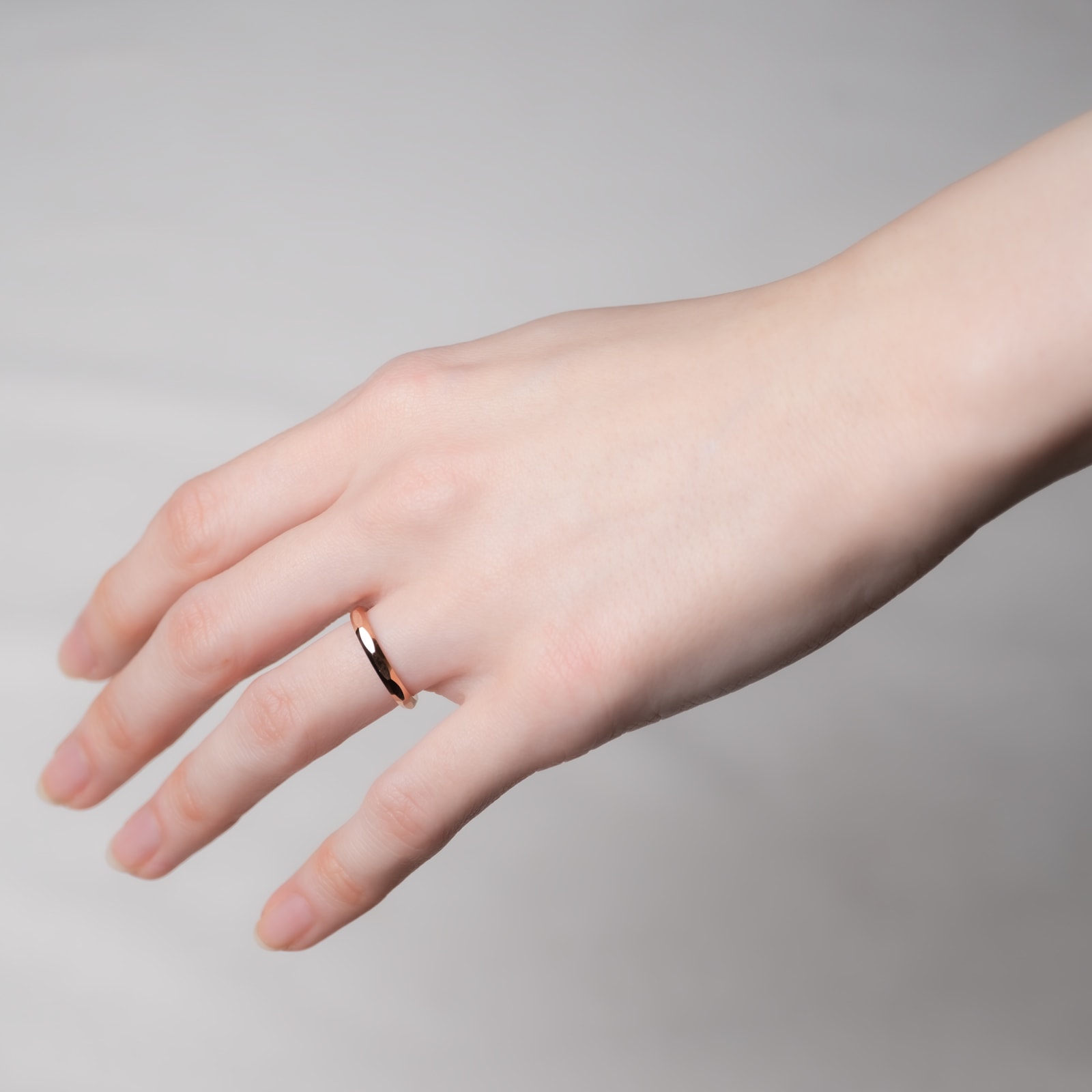 傷つきにくい 超硬タングステンのファセットペアリング メッセージ彫刻 つけっぱなしok アレルギー対応 キラキラ orp00111