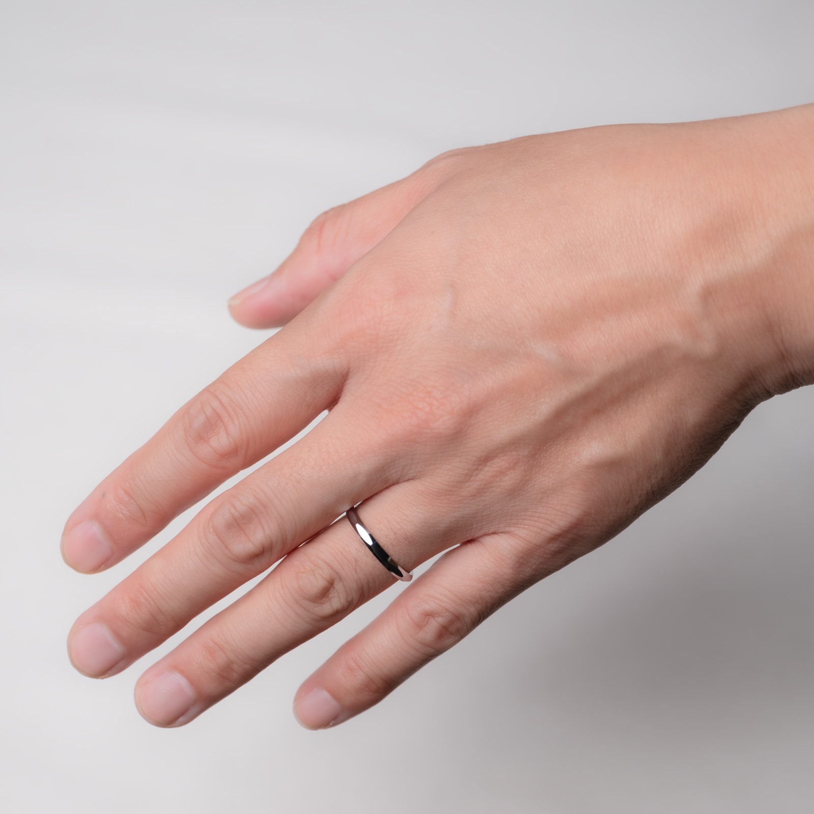 傷つきにくい 超硬タングステンのファセットペアリング メッセージ彫刻 つけっぱなしok アレルギー対応 キラキラ orp00111