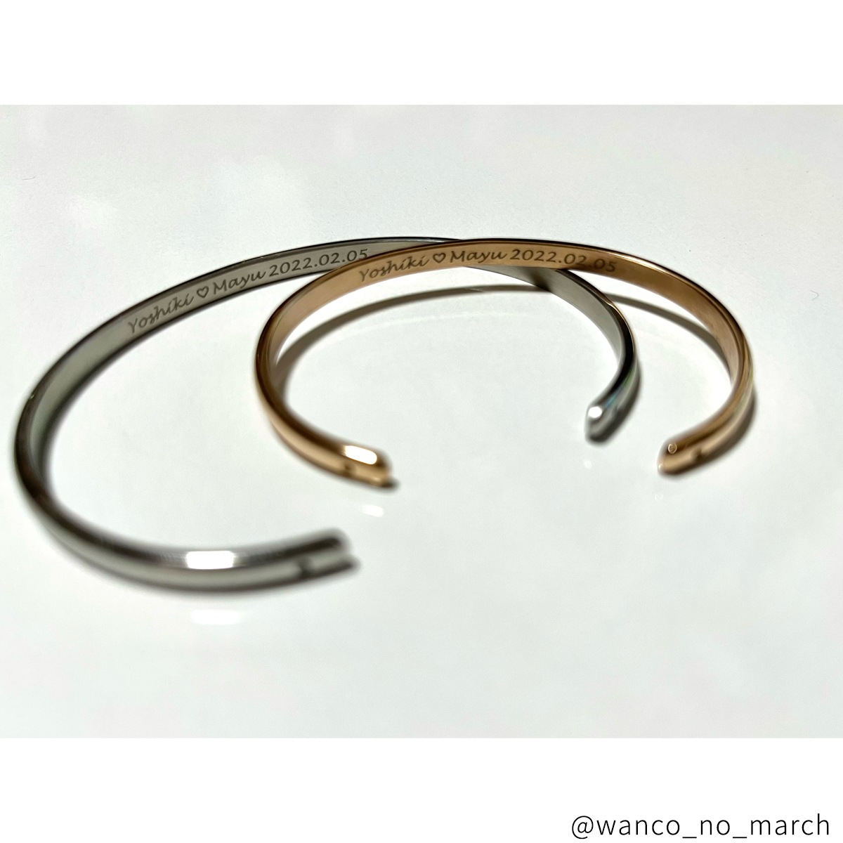 シンプルなスリム甲丸のペアバングル ネーム・記念日彫刻 ブレスレット klb056 つけっぱなしok アレルギー対応