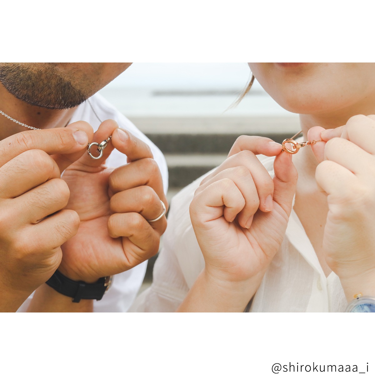 インフィニティ・リングのペアネックレス イニシャル・記念日彫刻 opp00089 つけっぱなしok アレルギー対応