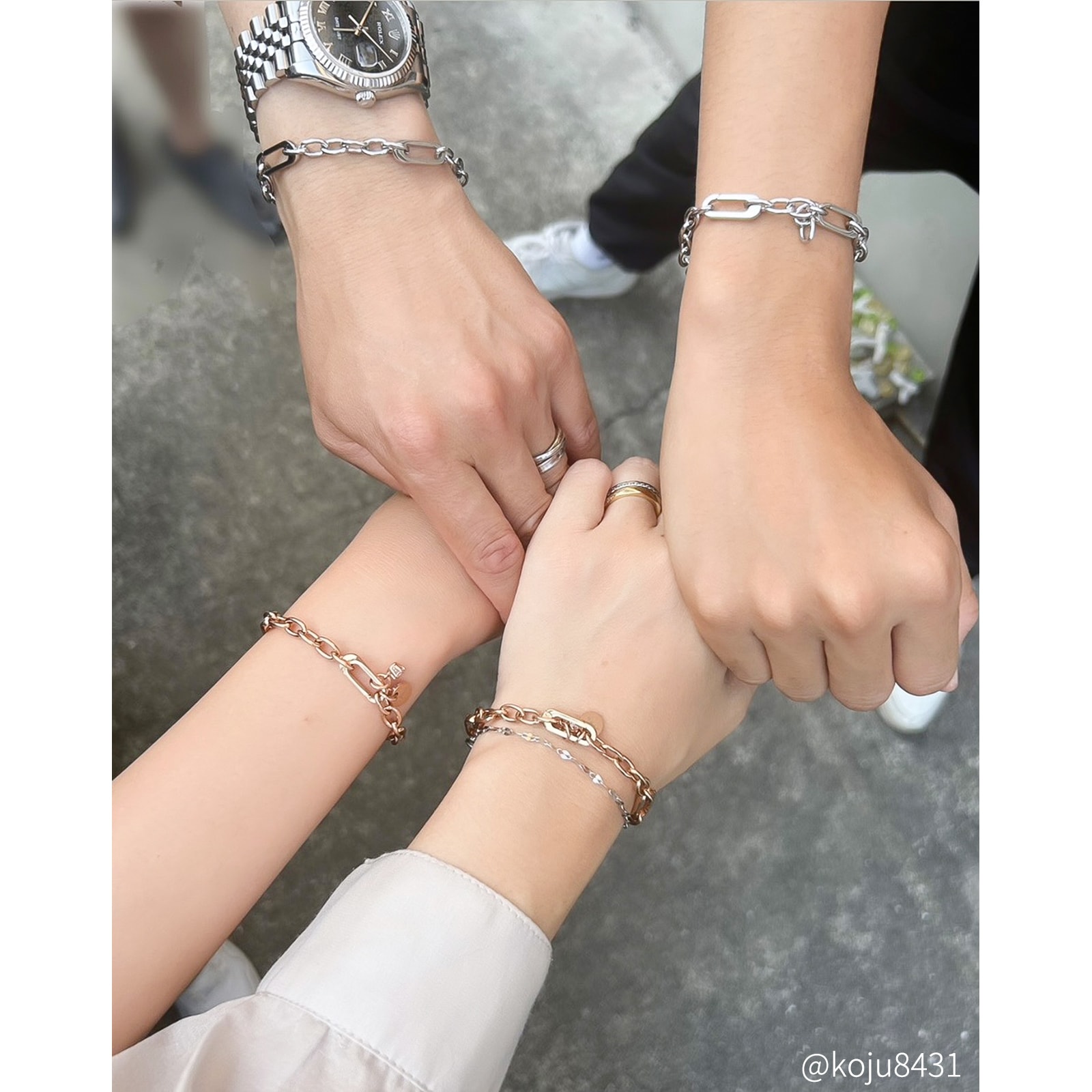 カスタマイズして好みのスタイリングが楽しめる チャーム+（プラス） ペアブレスレット イニシャル・記念日彫刻 つけっぱなしok klb092