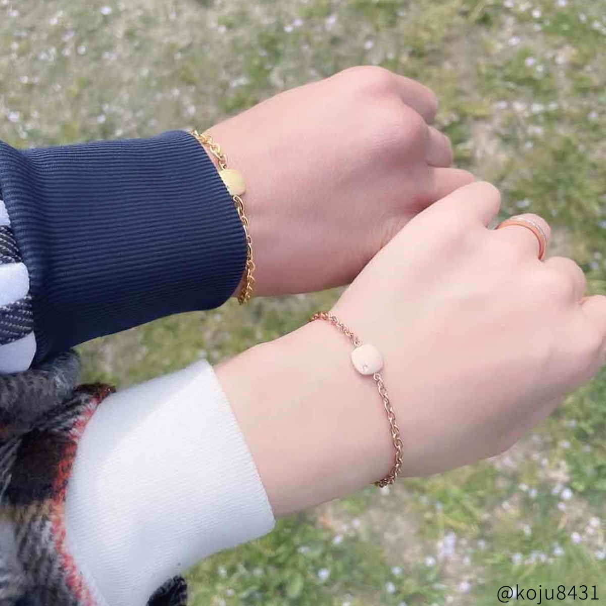 スクエア・プレートのペアブレスレット イニシャル・記念日彫刻 ステンレス  klb059 つけっぱなしok アレルギー対応