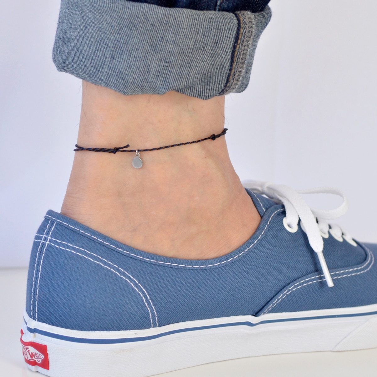 ペアアンクレット 京くみひもを使用した ミサンガタイプの インフィニティー ビーズ アンクレット イニシャル彫刻 klb022 アレルギー対応