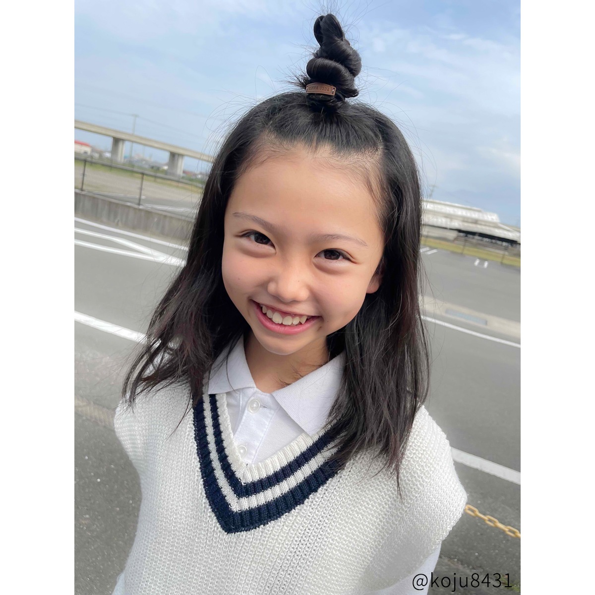 ペア ヘアゴム ペア ブレスレット 両方でお使い頂ける ヴィーガンレザー　ヘアアクセサリー typeC フリーサイズ イニシャル彫刻 記念日彫刻 klb028