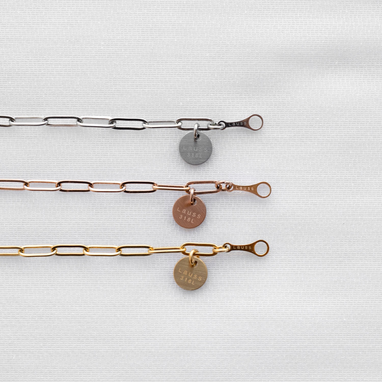 ヌケ感のある長アズキチェーンのペアブレスレット ステンレス イニシャル・記念日彫刻　klb066 つけっぱなしok アレルギー対応