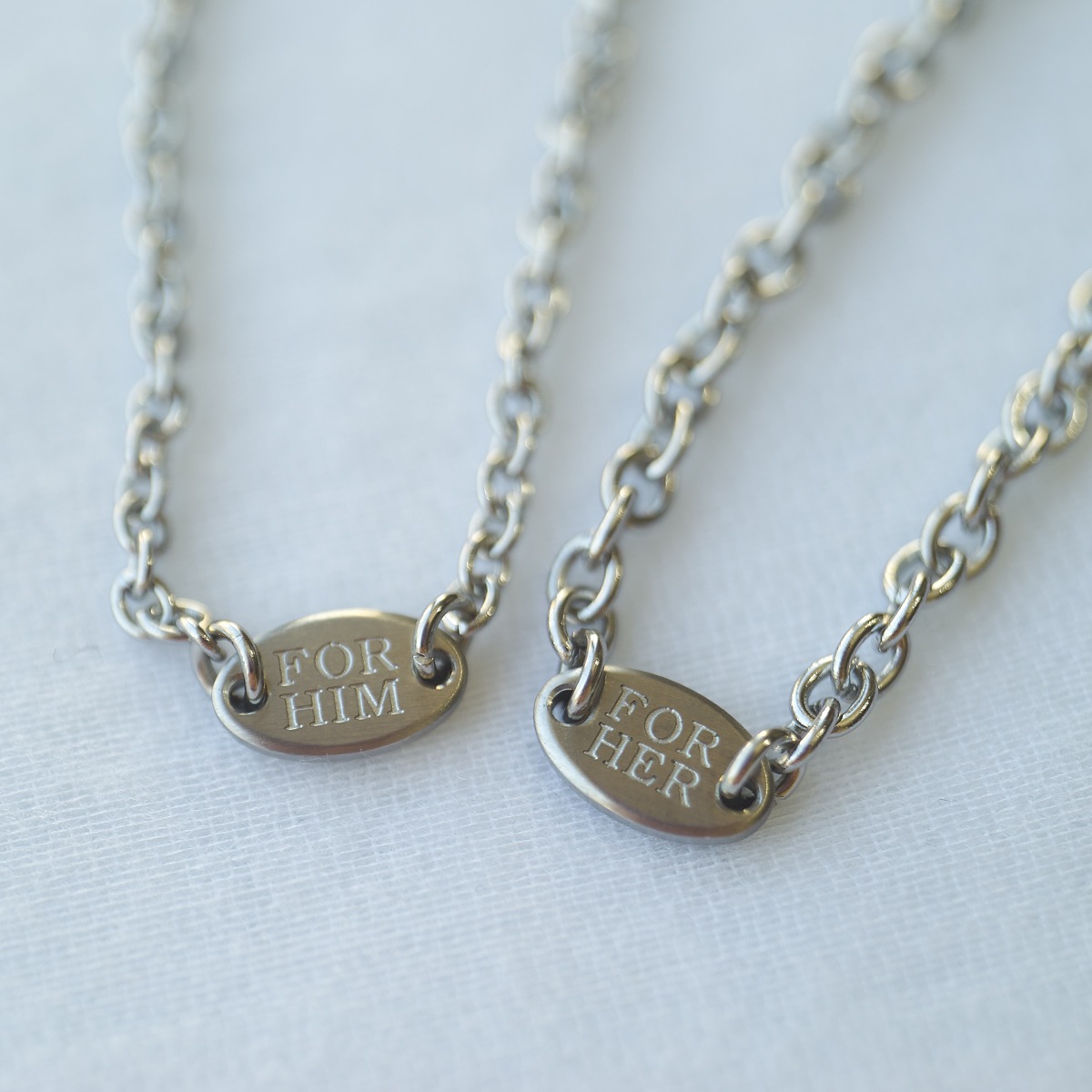 ペア ブレスレット つけっぱなしok for Him / for Her  オーバル チェーン ペア ブレスレット ステンレス イニシャル彫刻 klb031 アレルギー対応