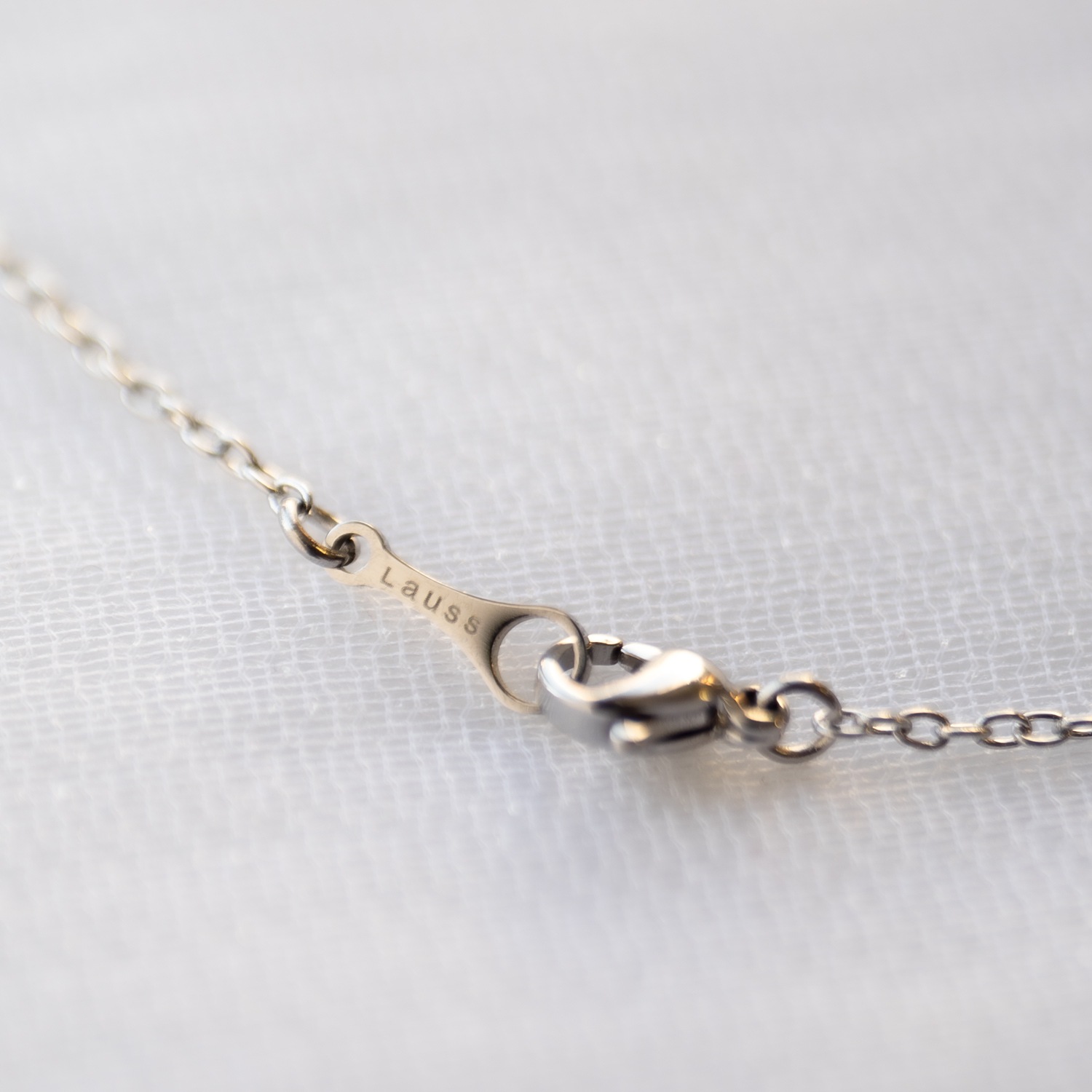 ペアネックレス つけっぱなしok 刻印無料 ピュア クロス イニシャル