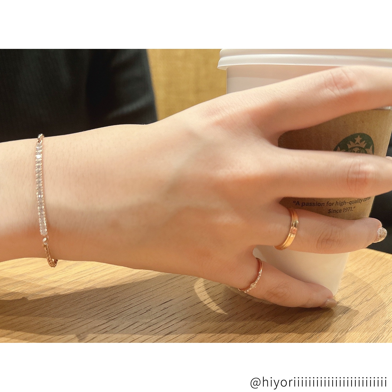 ストレートラインのペアジュエリー ペアブレスレット サージカルステンレス キュービックジルコニア イニシャル・記念日彫刻　klb070 つけっぱなし アレルギー対応