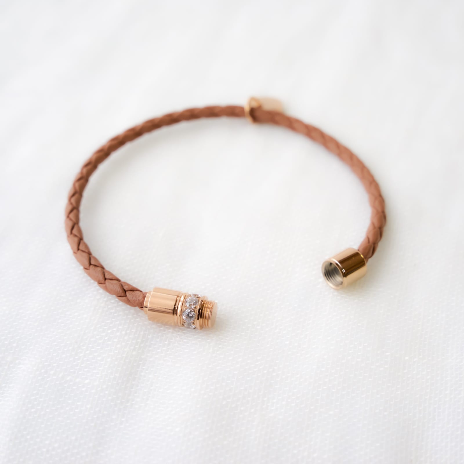 サークルライト ペアブレスレット／アンクレット イニシャル・記念日