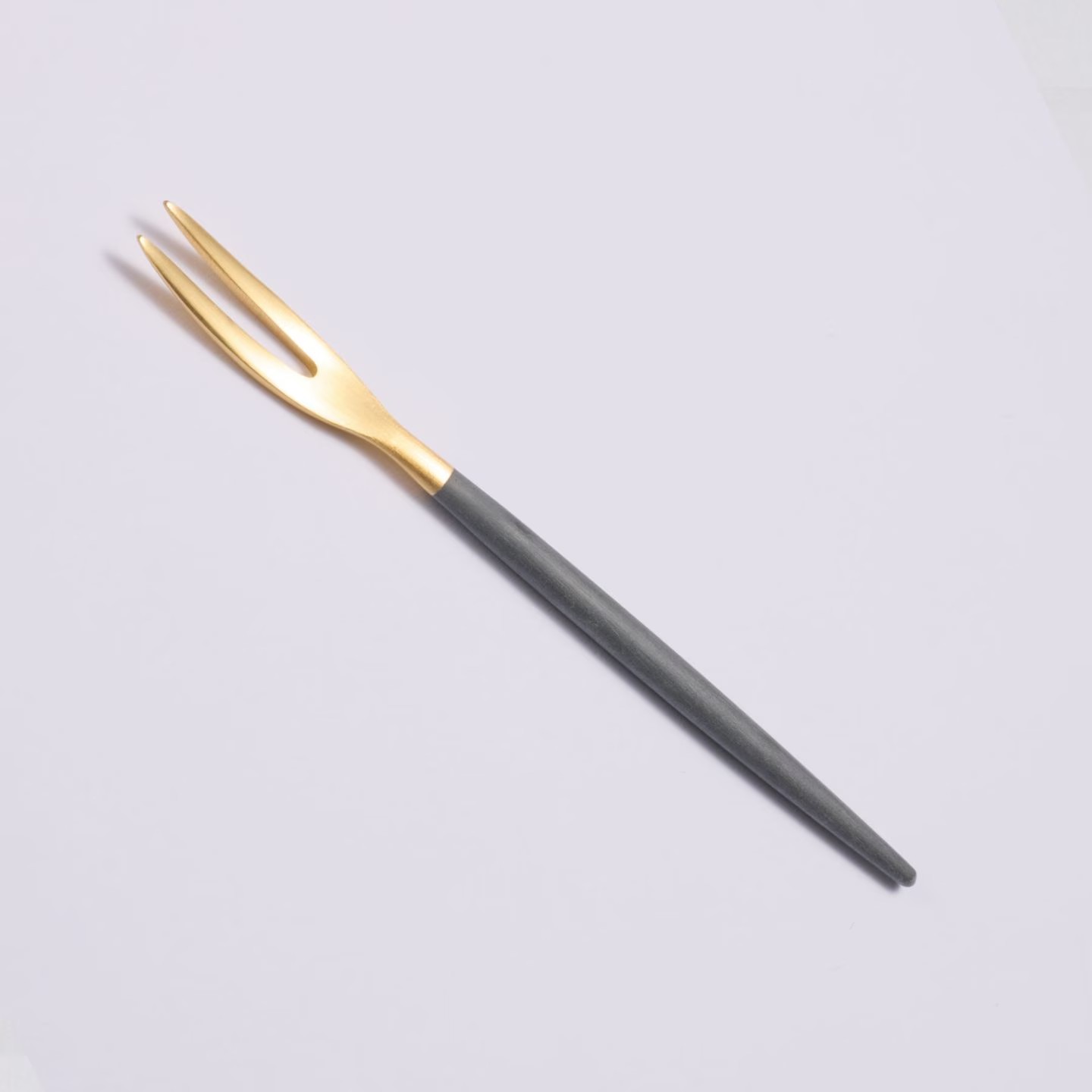 Cutipol GOA Gray Gold