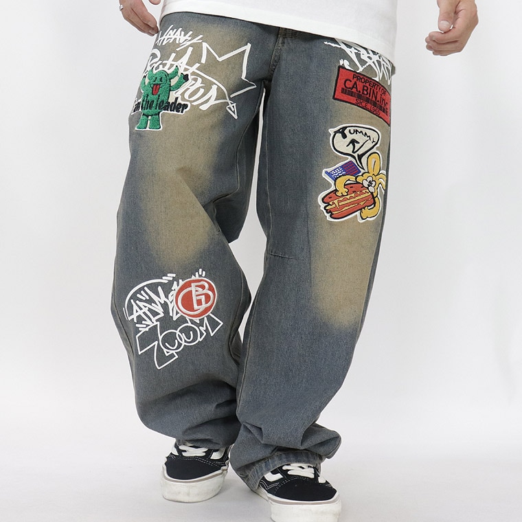 ワッペンデニムバレルレッグパンツ