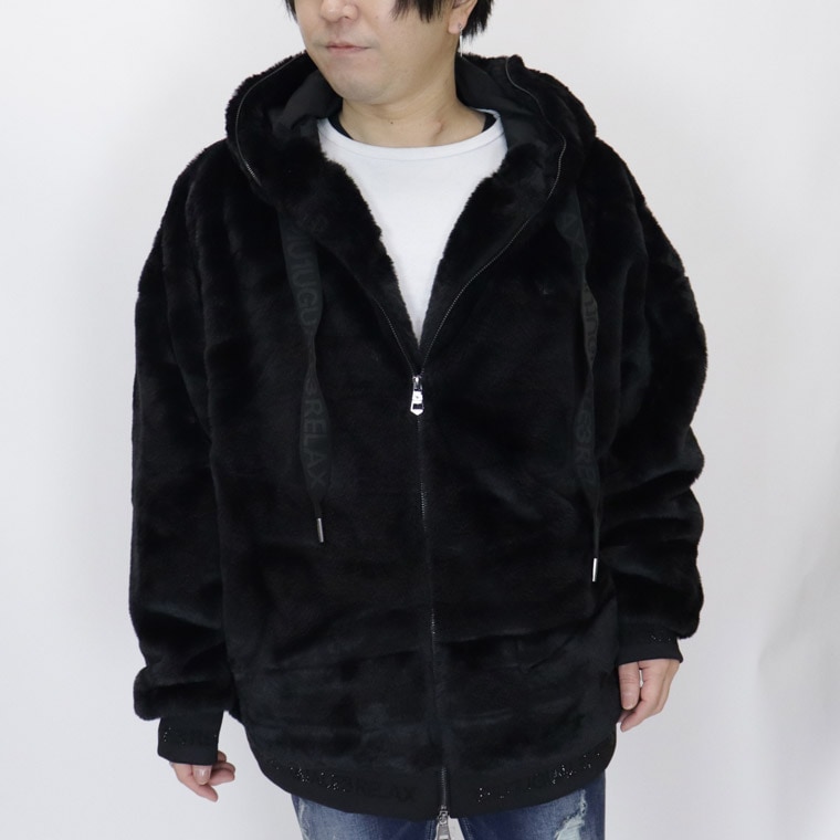 【1PIU】ラインストーンロゴファーブルゾン