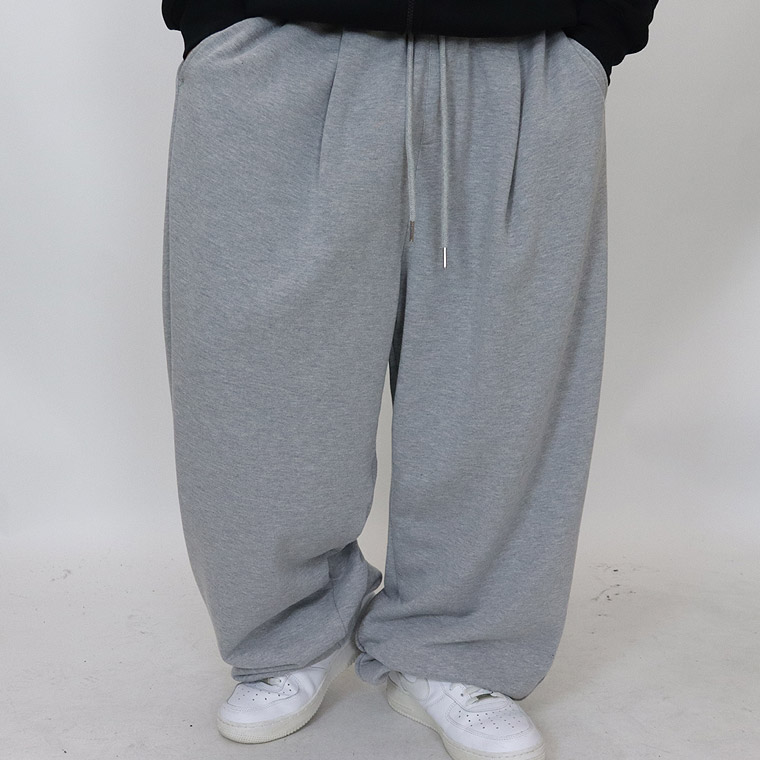 ダブルタック極太スウェットパンツ