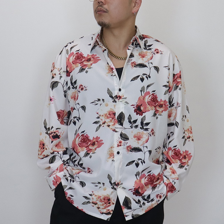 花柄長袖シャツ