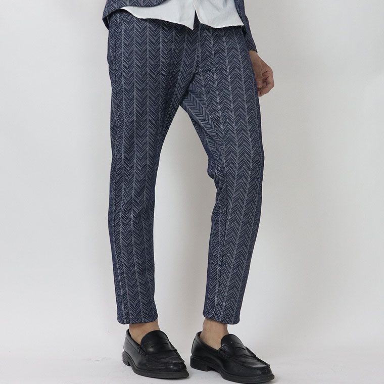 かすれヘリンボーン柄アンクル丈パンツ