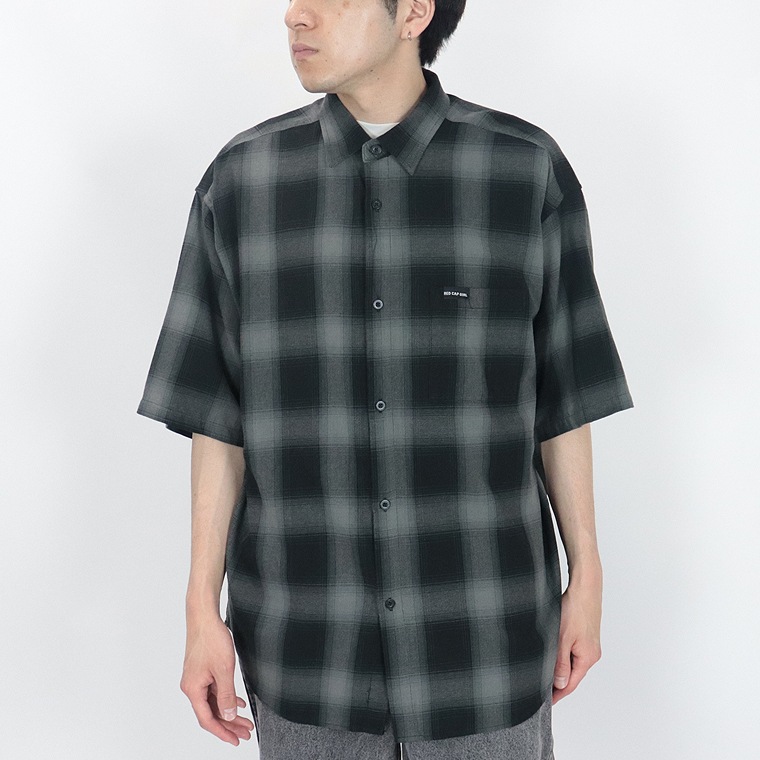 【RED CAP GIRL】オンブレーチェック ルーズサイズ半袖シャツ