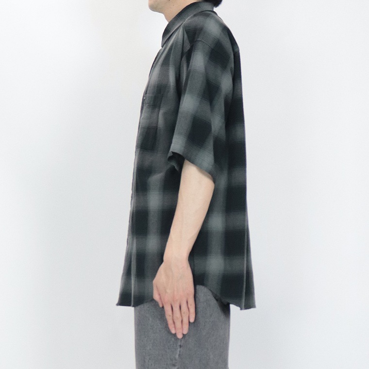 【RED CAP GIRL】オンブレーチェック ルーズサイズ半袖シャツ