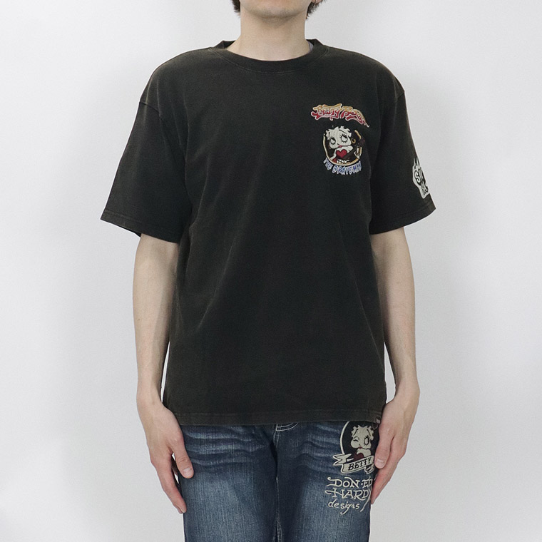 【BETTYコラボ】フロスト加工半袖刺繍Tシャツ ギター