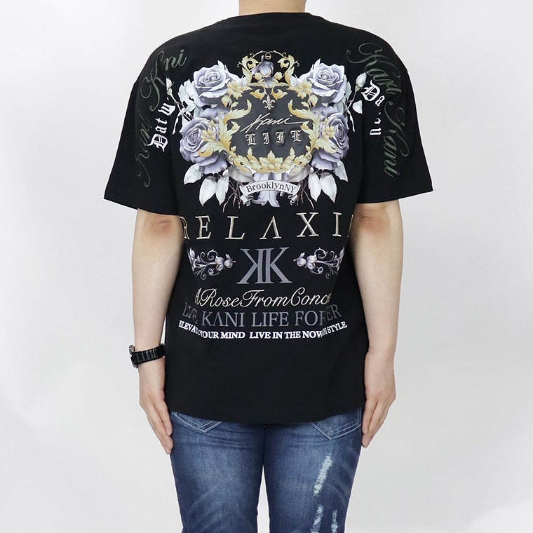 【Karl Kani】バロックローズ刺繍半袖Tシャツ