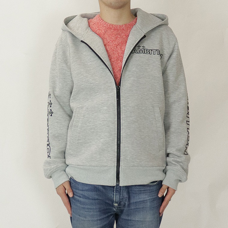 エンボスロゴZIPパーカー