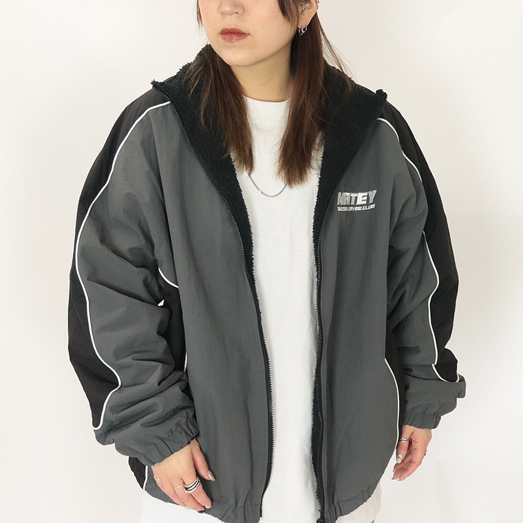 SALE ナイロンリバーシブルブルゾン