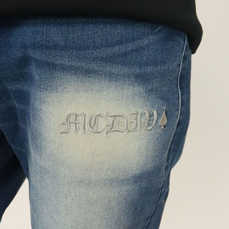 【MCD】バックトライバル刺繍ストレッチデニムパンツ