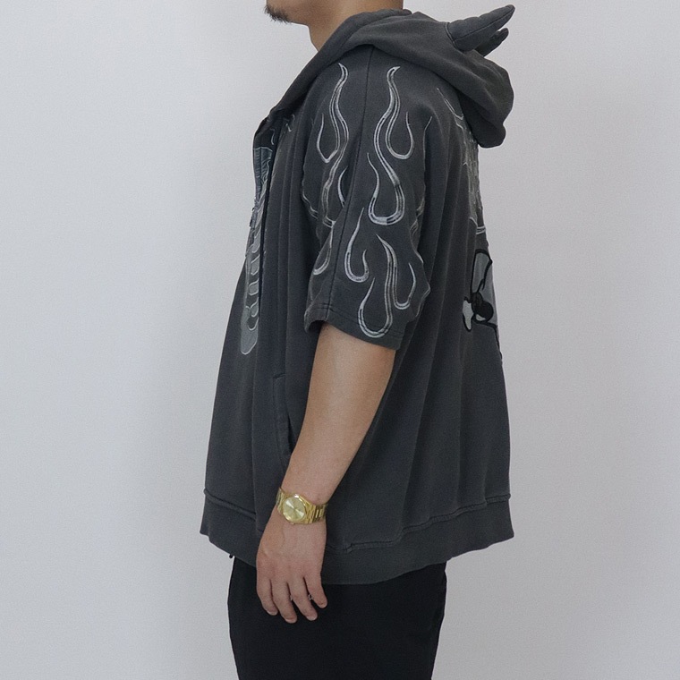 SALE【GALFY】骨が見えしドルマンパーカー