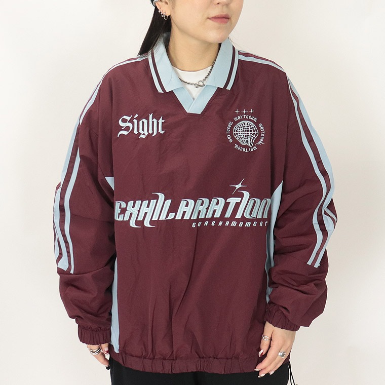 サッカー襟付ナイロンプルオーバー