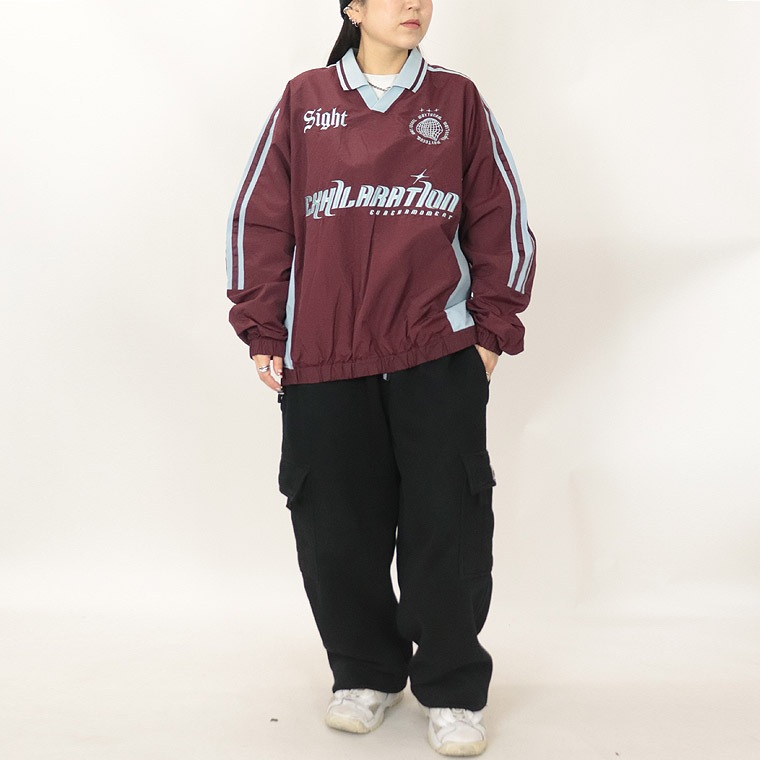 サッカー襟付ナイロンプルオーバー