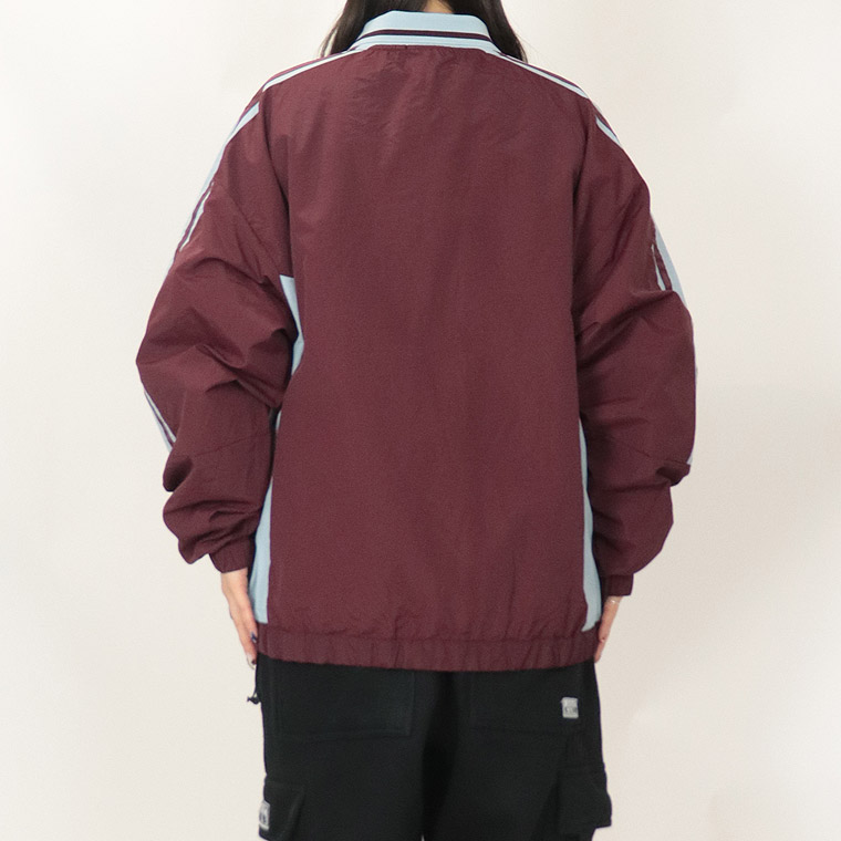 サッカー襟付ナイロンプルオーバー