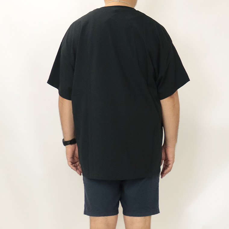 【大きいサイズ半袖Tシャツ】ニワトリと目玉焼きの哀愁Tシャツ