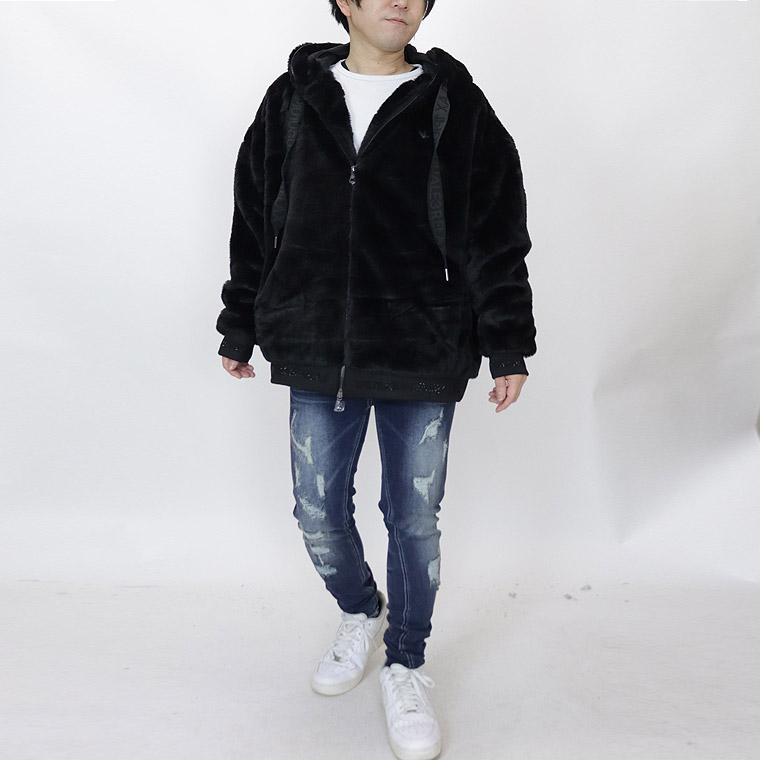 【1PIU】ラインストーンロゴファーブルゾン