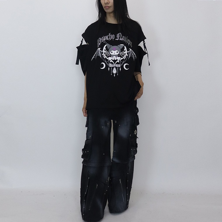 \数量限定35%OFF/【PSYCHONATION】『サンリオ・クロミコラボ』デビルストーンBIGシルエットTシャツ