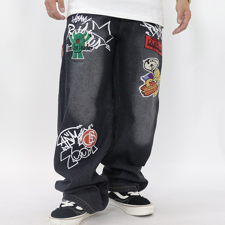 ワッペンデニムバレルレッグパンツ