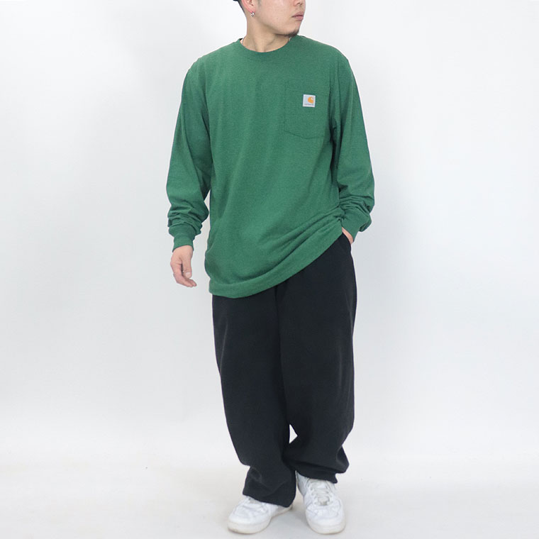 【CARHARTT】　ポケット付きロングスリーブロゴTシャツ【ペア対応】