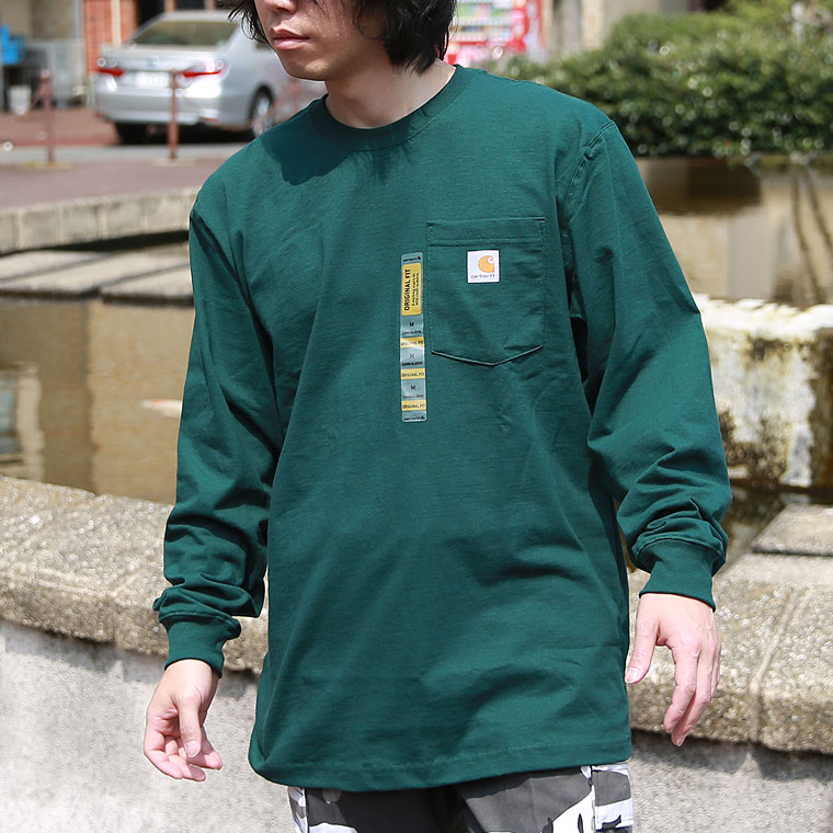 【CARHARTT】　ポケット付きロングスリーブロゴTシャツ【ペア対応】