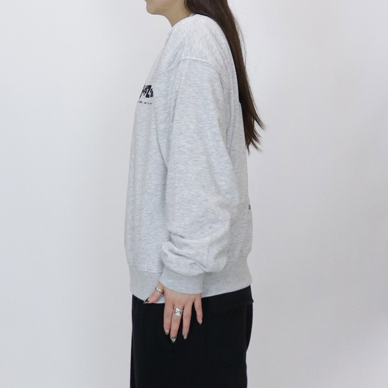 ゴーストプリントトレーナー