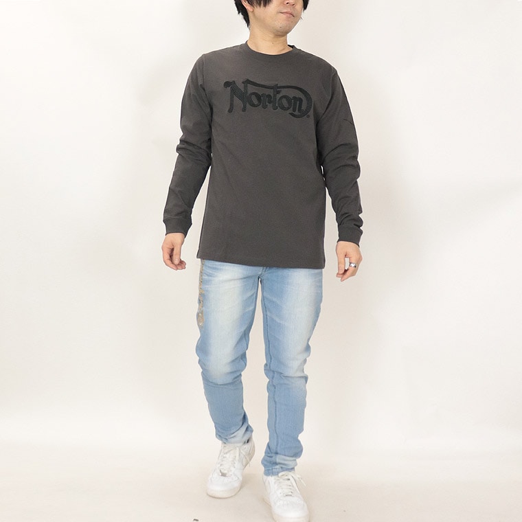 【NORTON】3D刺繍 同色長袖Tシャツ