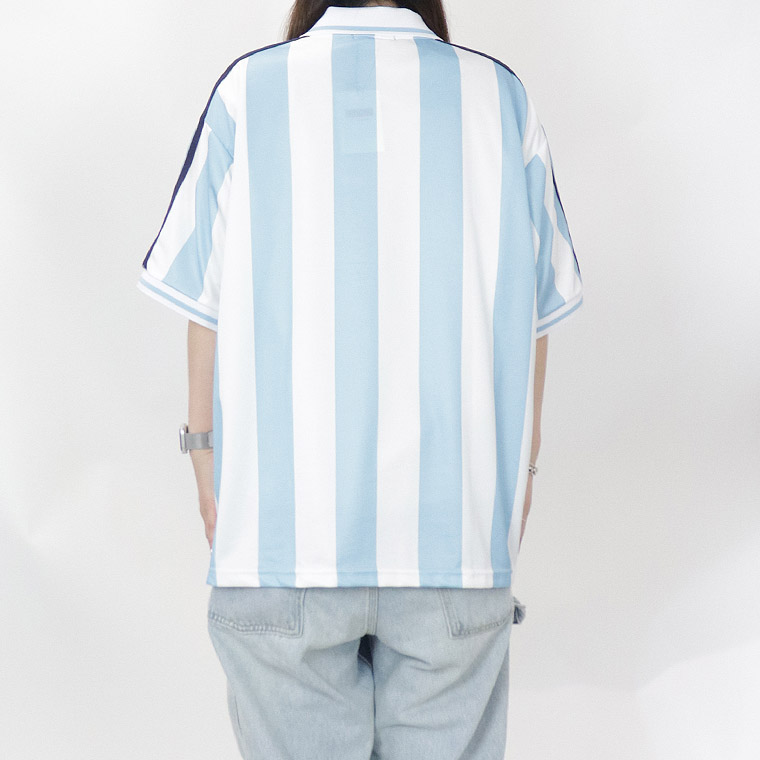 総柄サッカーデザインTシャツ